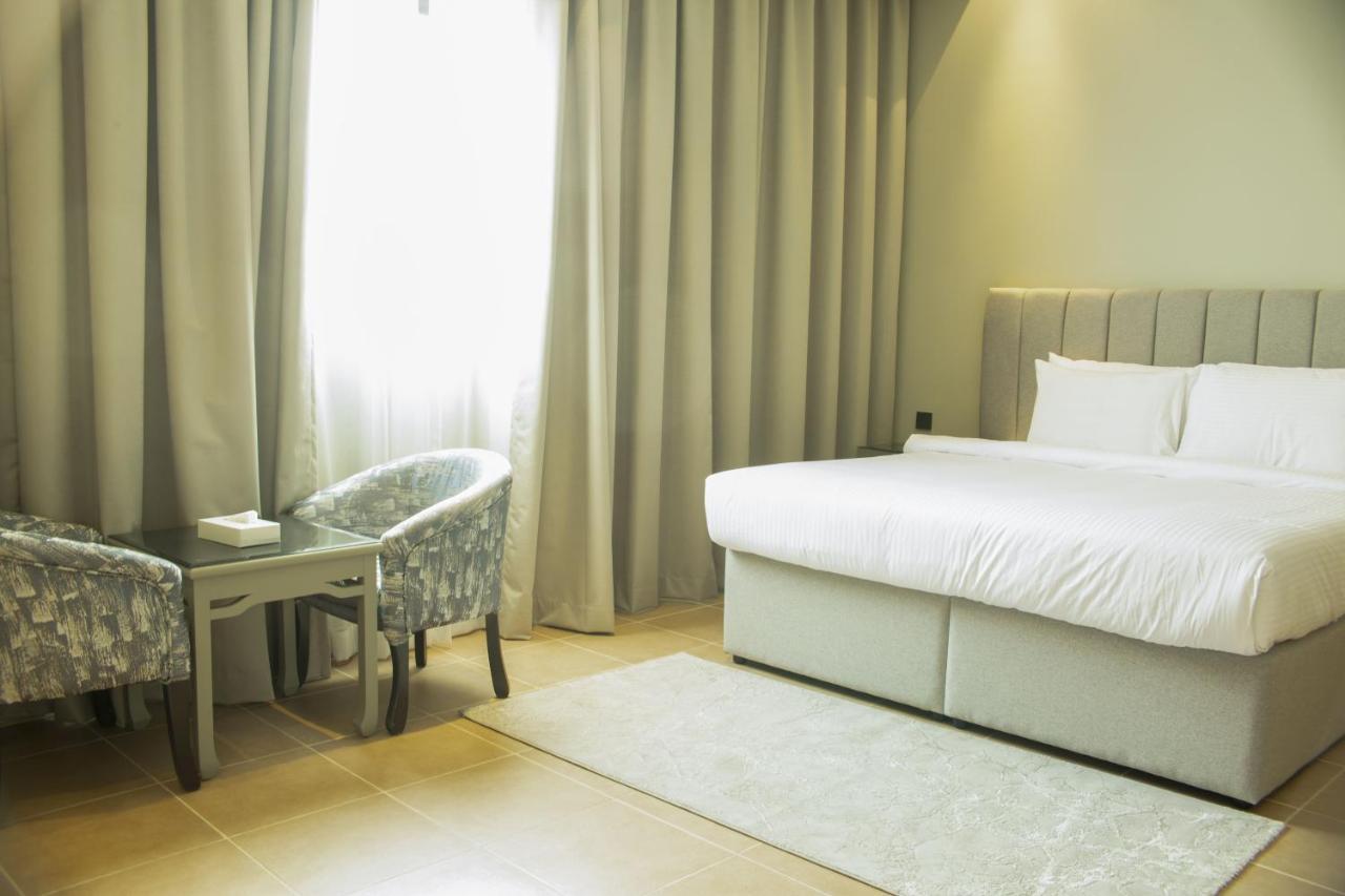Infinity Tower Suites Wll Manama Dış mekan fotoğraf